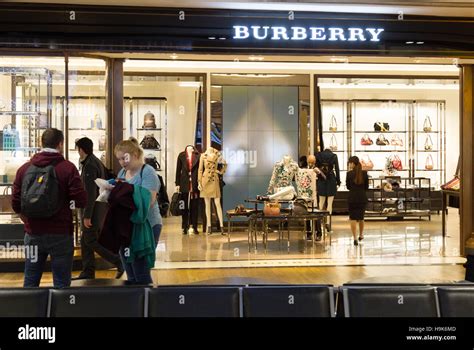 burberry london airport